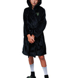 ISlide Phantom Milwaukee Bucks Robe & Slide Bundle-model, youth