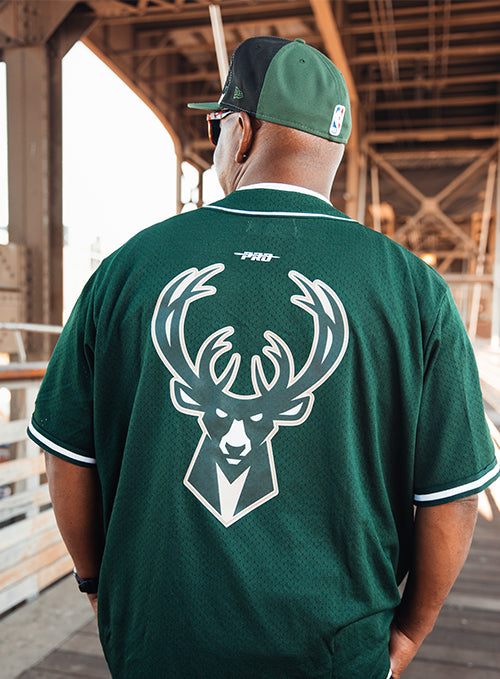 Pro Standard Giannis Antetokounmpo Milwaukee Bucks Baseball Mesh Jersey-model