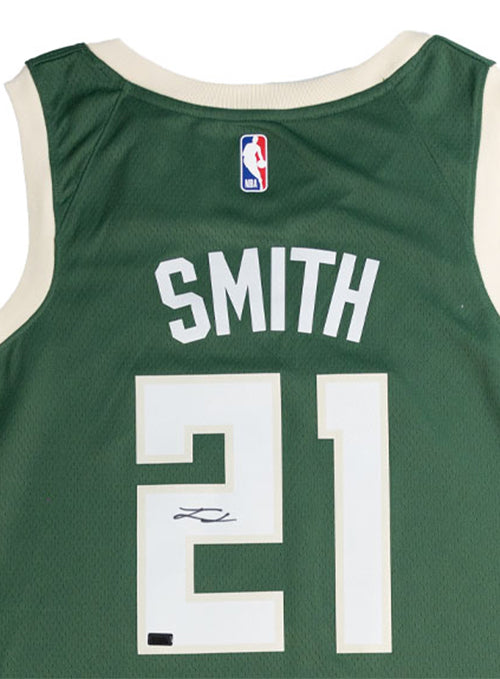 Signed Nike 2022 Icon Edition Tyler Smith Milwaukee Bucks Swingman Jersey-signature