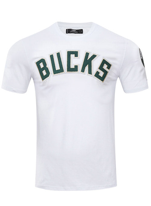 Pro Standard Classic Chenille Milwaukee Bucks T-Shirt