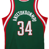 Mitchell & Ness HWC '13 Giannis Antetokounmpo Milwaukee Bucks Swingman jersey In Green, Red & White - Back View