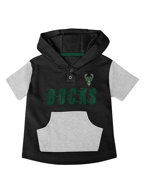 Newborn Outerstuff Bank shot Milwaukee Bucks 3-Piece Set - Sweatshirt Front View