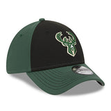 Products New Era 2Tone Icon 39Thirty Milwaukee Bucks Flex Fit Hat in Black and Green - Angled Right Side View