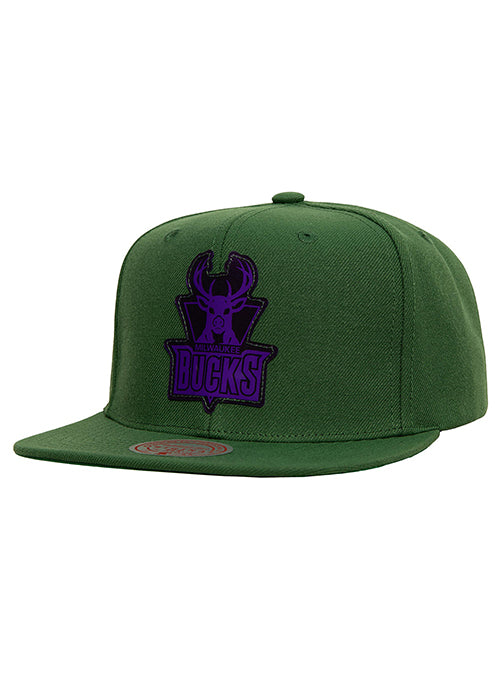 Mitchell & Ness HWC '93 Now You See Milwaukee Bucks Snapback Hat- front