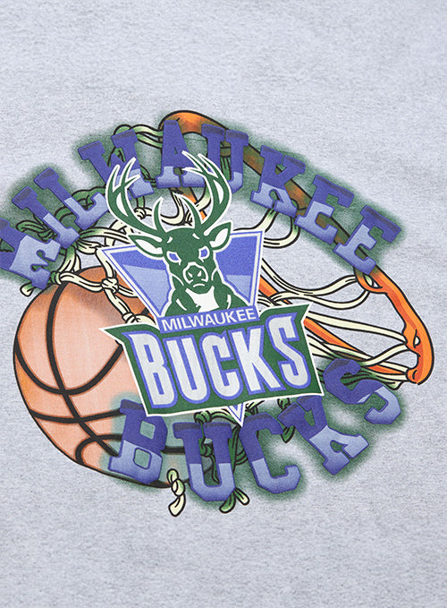 Mitchell & Ness HWC '93 Basket Graphic Milwaukee Bucks T-Shirt-close up