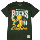 Mitchell & Ness HWC 1971 NBA Champs Milwaukee Bucks T-Shirt-front