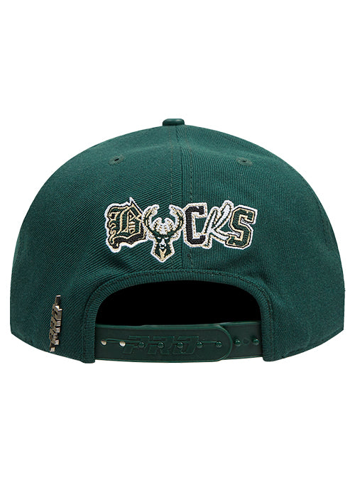 Pro Standard Ransom Milwaukee Bucks Pinch Front Snapback Hat-back