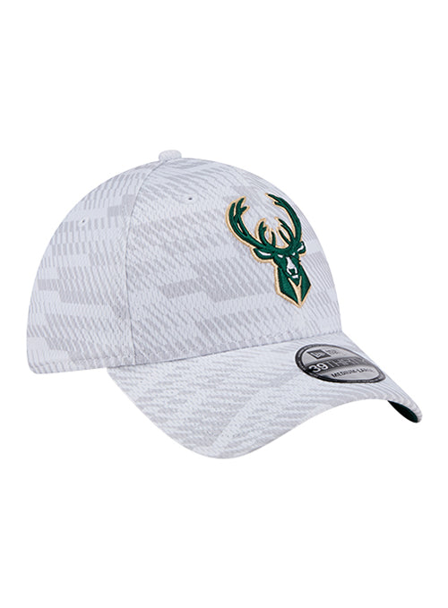 Youth New Era 39Thirty Graded Milwaukee Bucks Flex Hat-right
