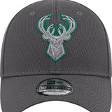 New Era 39Thirty Mesh Milwaukee Bucks Flex Hat