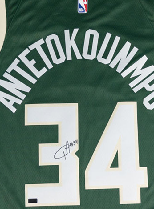 Signed Nike Icon 2022 Giannis Antetokounmpo Milwaukee Bucks Swingman Jersey-signature