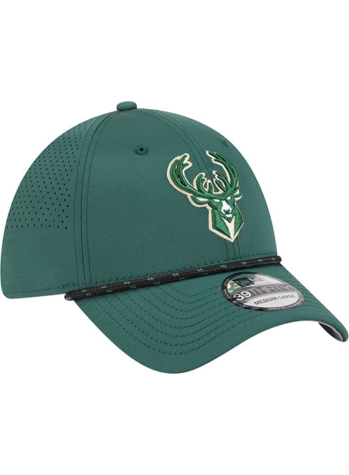 New Era 39Thirty Perform Milwaukee Bucks Flex Fit Hat-right