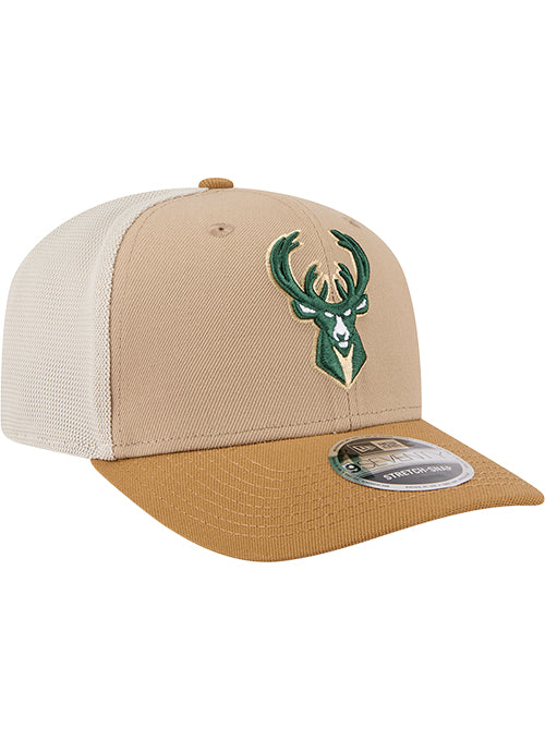 New Era 9Seventy 2-Tone Snap-Stretch Milwaukee Bucks Adjustable Trucker Hat-right