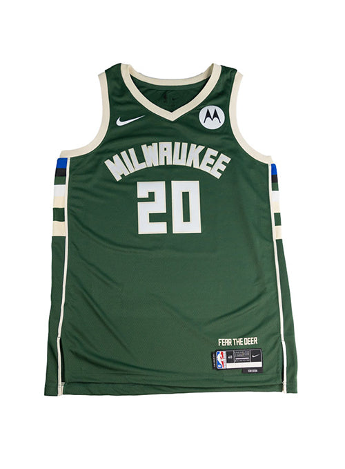 Signed Nike 2022 Icon Edition AJ Green Milwaukee Bucks Swingman Jersey-front