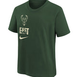 Youth Nike ESS VS Block Milwaukee Bucks T-Shirt In Green - Front View