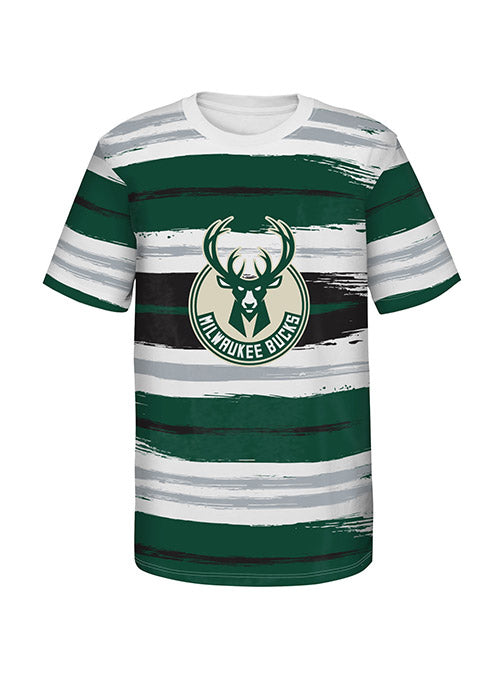 Juvenile Outerstuff Run It Back Milwaukee Bucks T-Shirt In Green & White - Front View