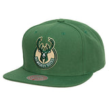Mitchell & Ness Global Core Basic Milwaukee Bucks Snapback Hat In Green - Angled Front Left View