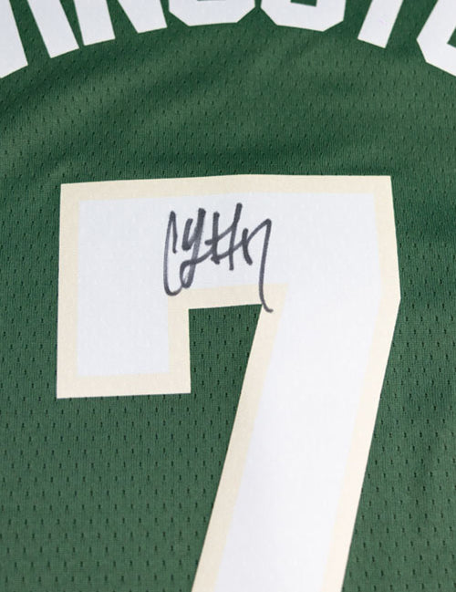 Signed Nike 2022 Icon Edition Chris Livingston Milwaukee Bucks Swingman Jersey-signature
