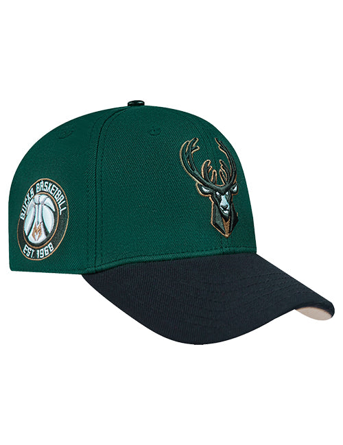 Pro Standard Made To Play Milwaukee Bucks Snapback Hat-angled right 
