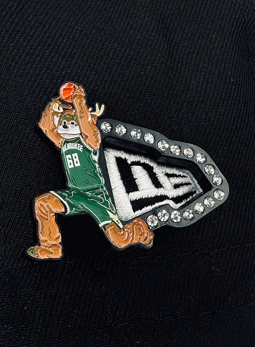 Pro Specialties Group Dunking Bango Milwaukee Bucks Hat Pin-pin on hat