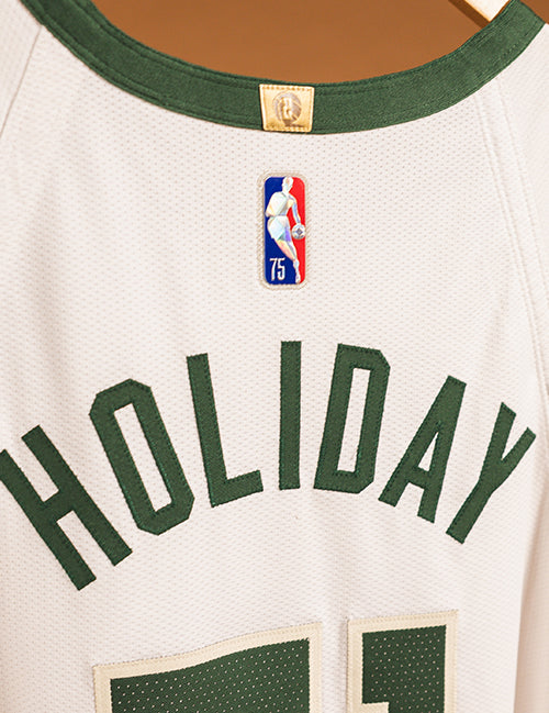 Signed Game Used 2022 Association Edition Jrue Holiday Milwaukee Bucks Authentic jersey-close up back