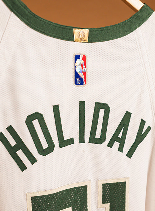 Signed Game Used 2022 Association Edition Jrue Holiday Milwaukee Bucks Authentic jersey-close up back