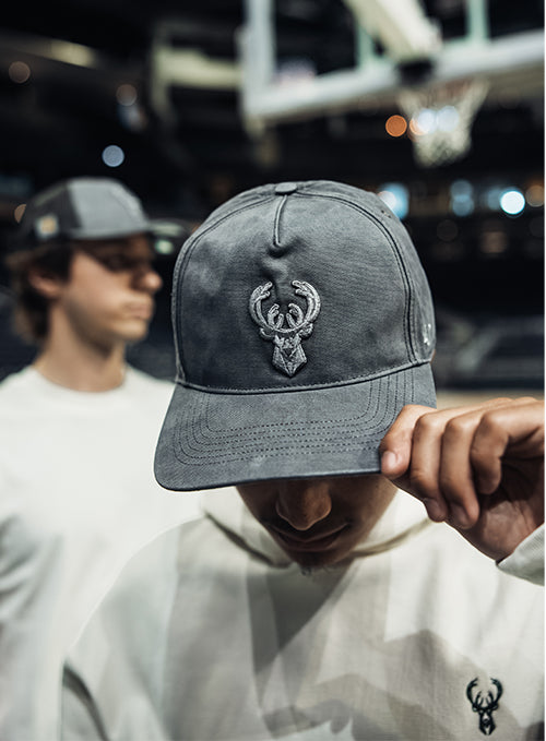 '47 Brand x Carhartt Garment Dyed Hitch Milwaukee Bucks Snapback Hat-on model