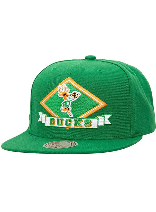 Mitchell & Ness HWC '68 Diamond Milwaukee Bucks Snapback Hat-front