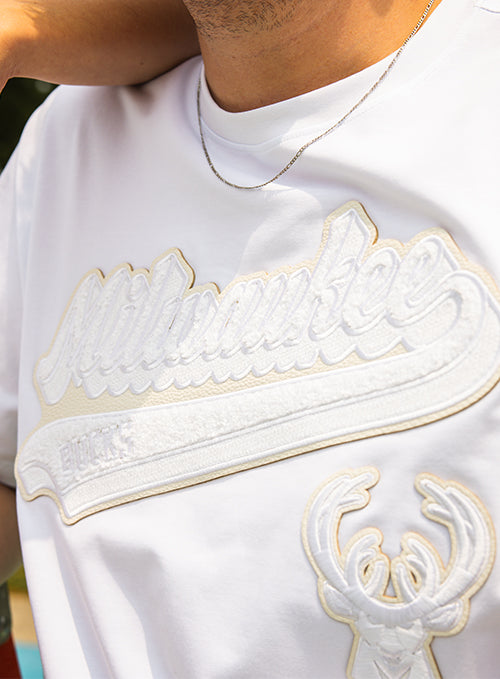 Pro Standard White Out Milwaukee Bucks T-Shirt- CLOSE UP