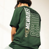 New Era Leisure Green Milwaukee Bucks T-Shirt-model