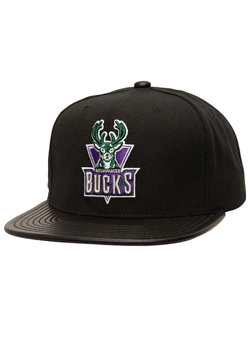 Mitchell & Ness HWC '93 Leather Strap Milwaukee Bucks Snapback Hat-front