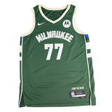 Signed Nike 2022 Icon Edition AJ Johnson Milwaukee Bucks Swingman Jersey-front