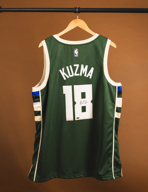 Signed Nike 2022 Icon Edition Kyle Kuzma Milwaukee Bucks Swingman Jersey-back