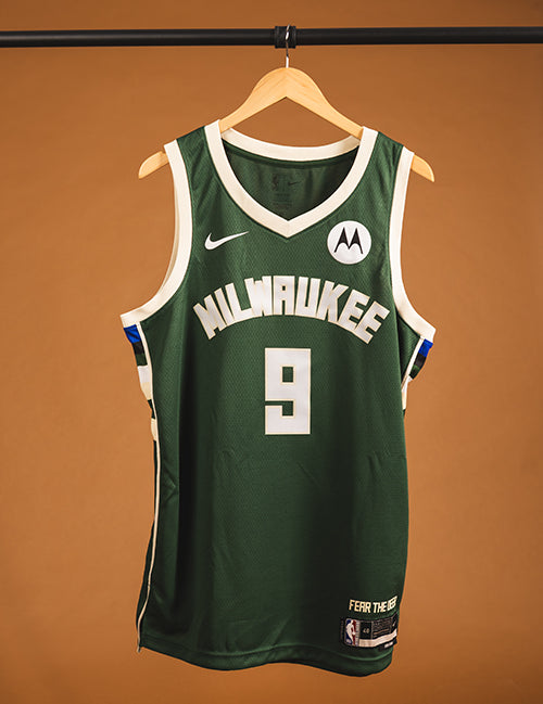 Signed Nike 2022 Icon Edition Bobby Portis Jr. Milwaukee Bucks Swingman Jersey-front