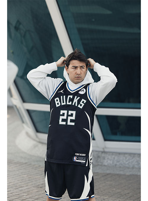 Jordan Giannis Antetokounmpo Milwaukee Bucks Statement Edition Swingman Jersey / 2x Large