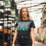 Sportiqe 2023-24 City Edition Arcadia Milwaukee Bucks T-Shirt für Damen