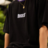 Mitchell & Ness HWC '93 Playmaker Milwaukee Bucks T-Shirt - model