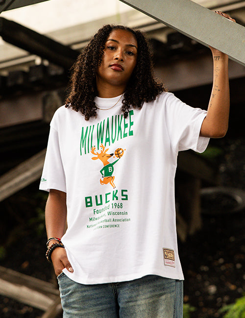 Women's Mitchell & Ness HWC '68 Founded Milwaukee Bucks Boyfriend T-Shirt- shirt on model