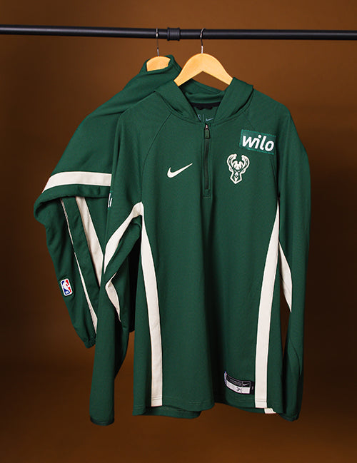 Game Worn Nike Game Theatre Giannis Antetokounmpo Milwaukee Bucks Jacket and Pant Set-jacker & pant