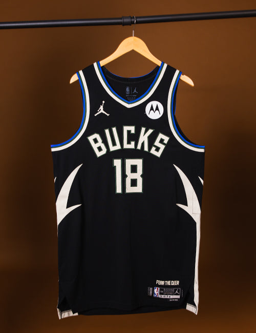 Game Worn Jordan Statement Edition Kyle Kuzma Milwaukee Bucks Authentic Jersey-front