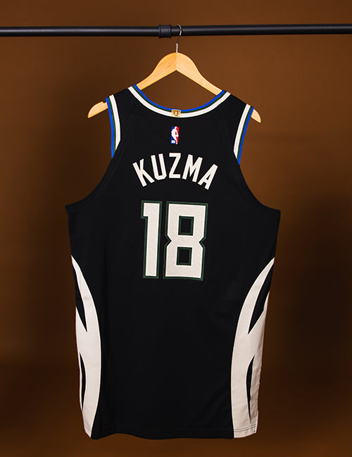 Game Worn Jordan Statement Edition Kyle Kuzma Milwaukee Bucks Authentic Jersey-back