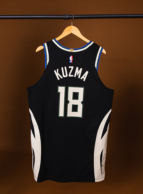 Game Worn Jordan Statement Edition Kyle Kuzma Milwaukee Bucks Authentic Jersey-back