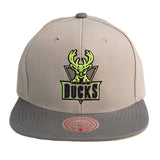 Mitchell & Ness HWC '93 Green Bean Milwaukee Bucks Snapback Hat-front