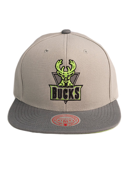 Mitchell & Ness HWC '93 Green Bean Milwaukee Bucks Snapback Hat-front