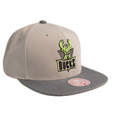 Mitchell & Ness HWC '93 Green Bean Milwaukee Bucks Snapback Hat-right