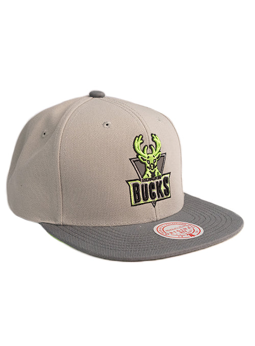 Mitchell & Ness HWC '93 Green Bean Milwaukee Bucks Snapback Hat-right