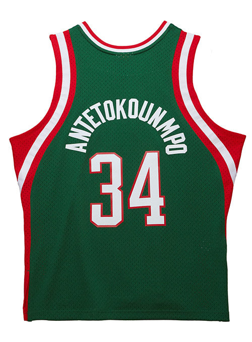 Jordan / Men's Milwaukee Bucks Giannis Antetokounmpo #34 Black Dri-FIT  Swingman Jersey