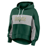 Women's Fanatics Stat Sheet Green Milwaukee Bucks Hooded Sweatshirt- Front View 