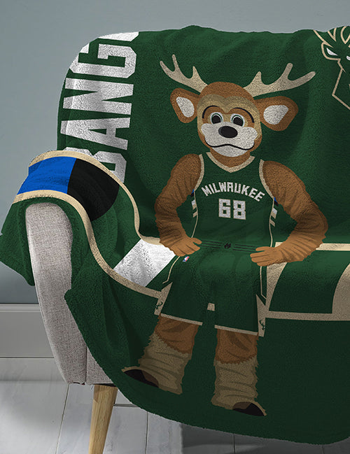 Uncanny Brands Bango Milwaukee Bucks 60"x80" Throw Blanket-display