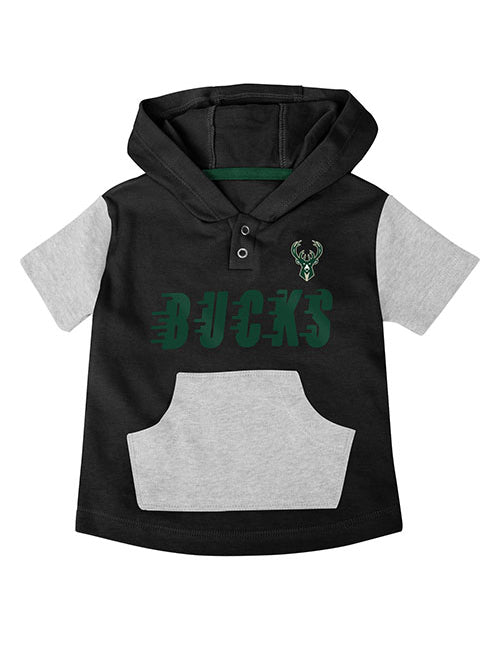 Newborn Outerstuff Bank shot Milwaukee Bucks 3-Piece Set - Sweatshirt Front View