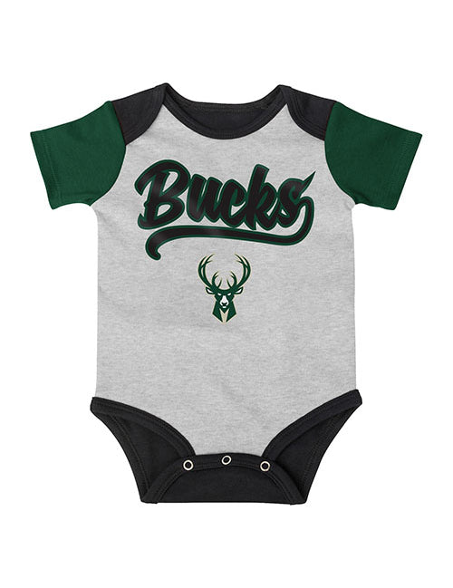Infant Outerstuff Buzzer Beater Milwaukee Bucks 3-Piece Set - Onesie Front View